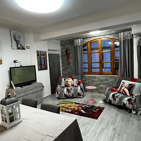 La Slitta Rossa Apartament Guarcino